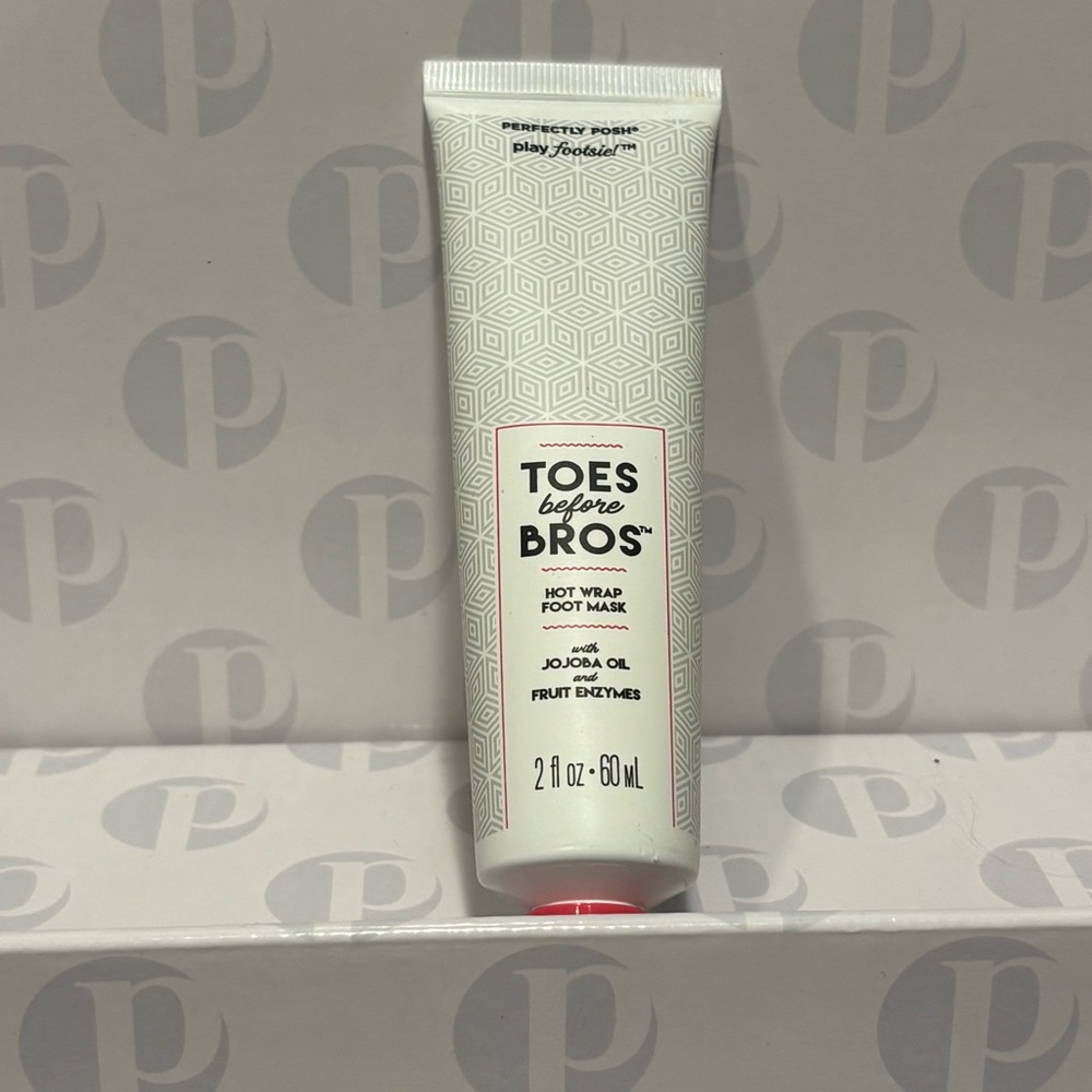 Perfectly Posh Toes Before Bros Hot Wrap Foot Mask